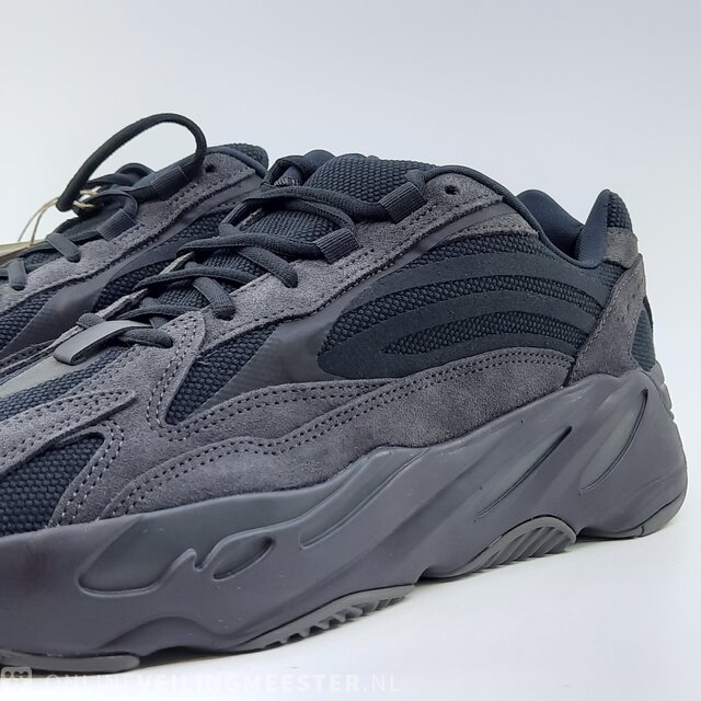 Adidas yeezy 700 outlet 46