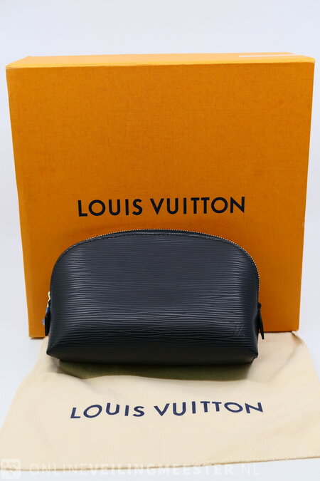 Watch bag Louis Vuitton » Onlineauctionmaster.com