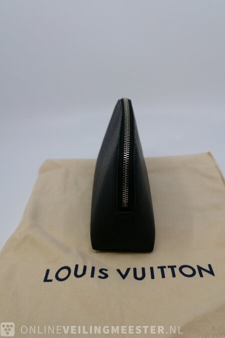 Watch bag Louis Vuitton » Onlineauctionmaster.com