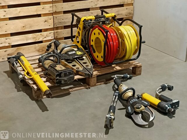 Hydraulik Aggregat E50 und V50 - WEBER Rescue
