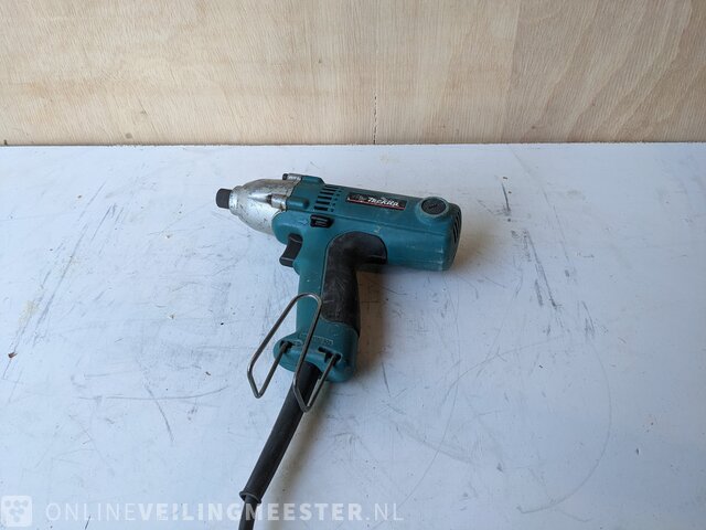 Impact screwdriver Makita 6952 Onlineauctionmaster