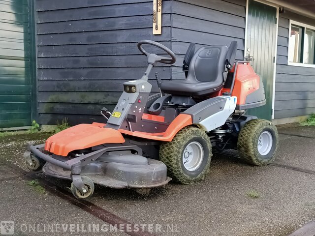 Husqvarna r 422ts online awd