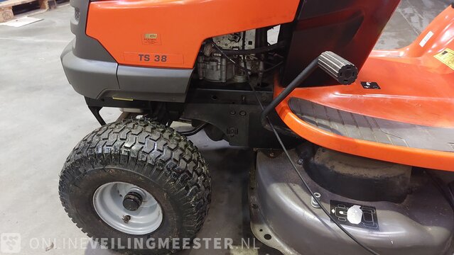 Husqvarna 38 mower online deck