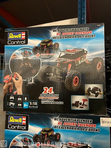 Revell Advent Calendar RC Crawler - 1:18 Scale