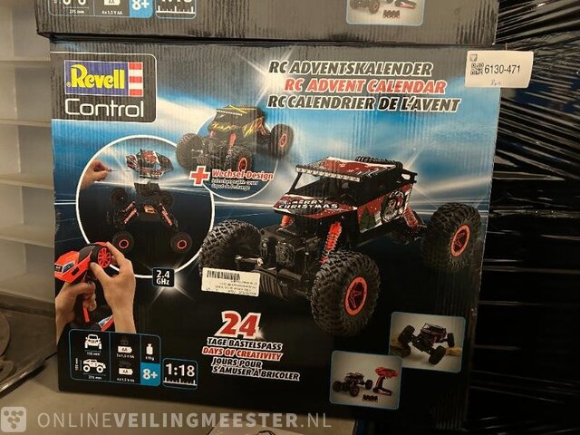 Revell Advent Calendar RC Crawler - 1:18 Scale